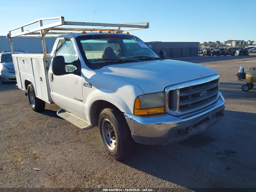 2000 Ford F-350 Lariat/Xl/Xlt VIN: 1FDSF34F8YEC73818 Lot: 43478814