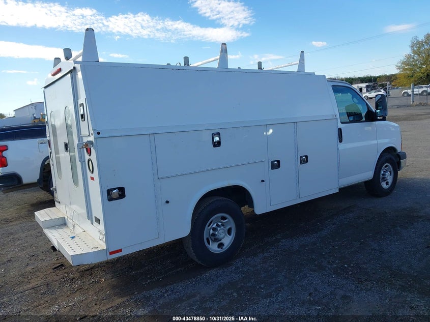 1GB0G2CGXE1203211 2014 CHEVROLET EXPRESS photo no. 4