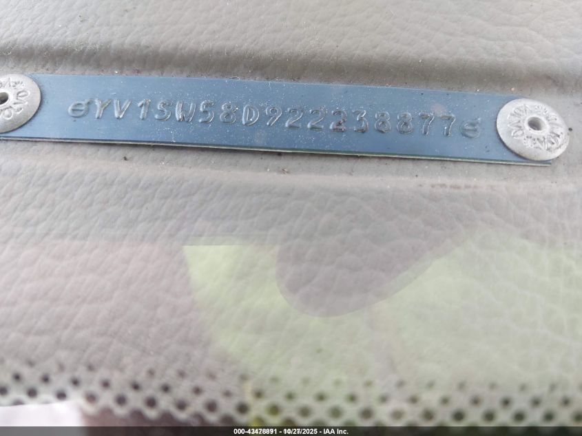 2002 Volvo V70 2.4T VIN: YV1SW58D922238877 Lot: 43478891