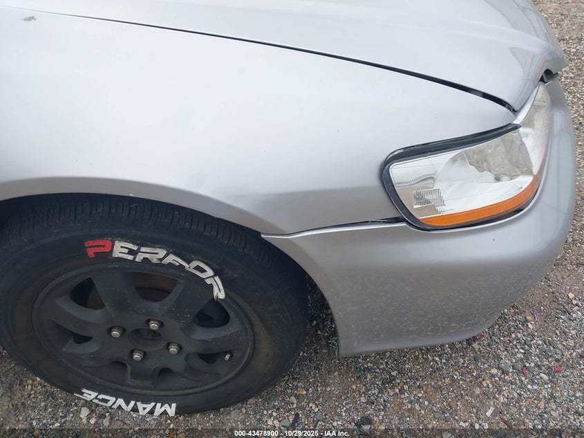 1HGCG56421A080494 2001 HONDA ACCORD photo no. 6
