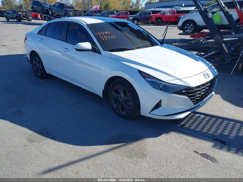 5NPLM4AG3NH063933 2022 Hyundai Elantra Sel auction photo 1