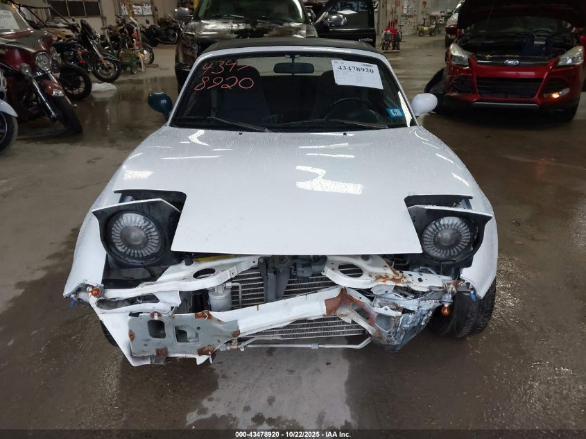 1991 Mazda Mx-5 Miata VIN: JM1NA3511M1239305 Lot: 43478920