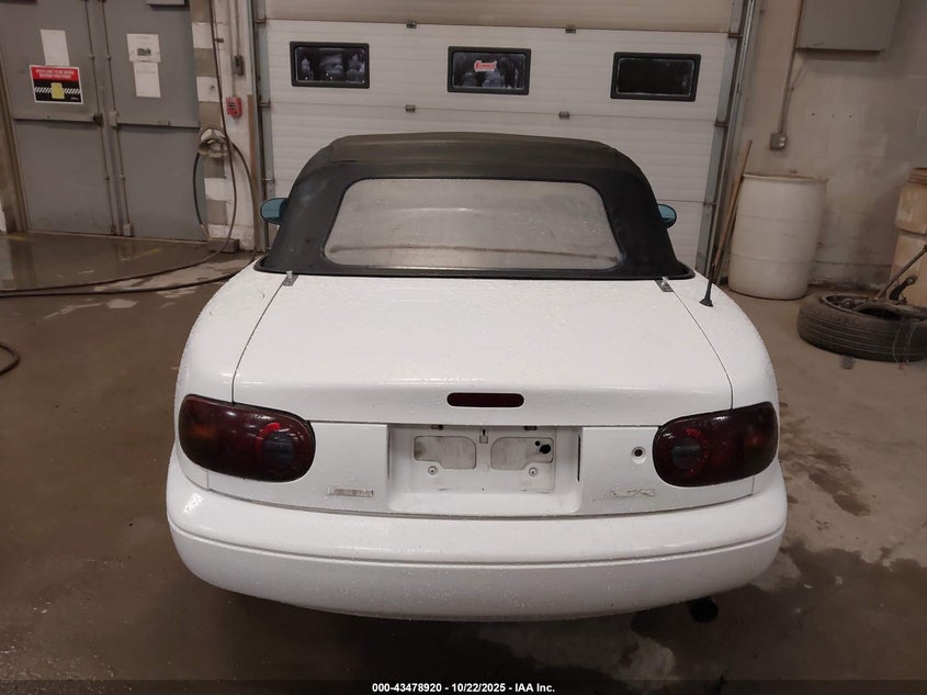 1991 Mazda Mx-5 Miata VIN: JM1NA3511M1239305 Lot: 43478920