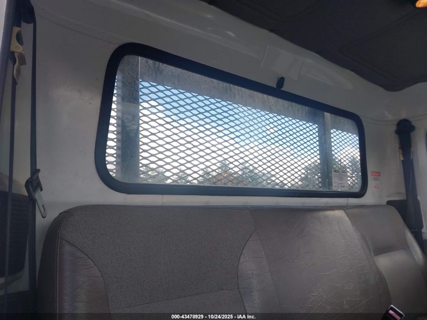 1998 International 4000 4700 VIN: 1HTSCABM3WH497581 Lot: 43478929