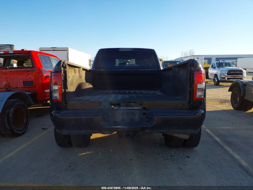 2022 Ram 3500 Tradesman 4X4 8' Box VIN: 3C63RRGL2NG308188 Lot: 43478955