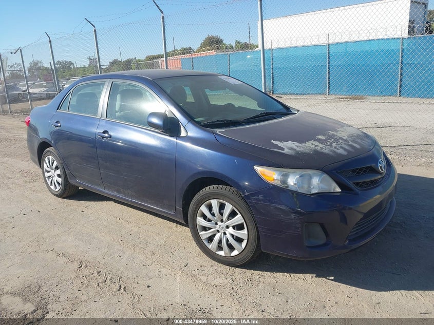Vin: 2t1bu4ee5cc774957, lot: 43973901, toyota corolla le 2012 img_1