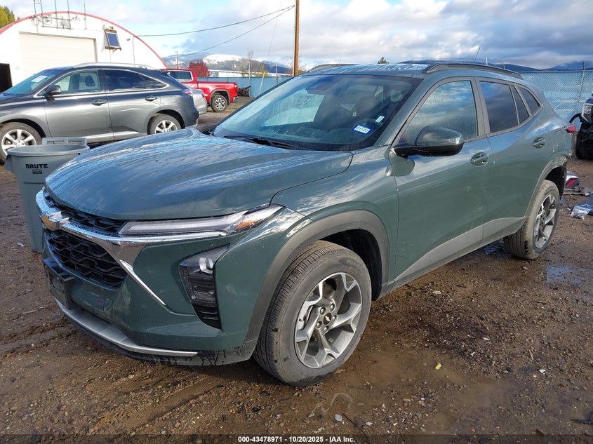 KL77LHEP8SC216378 2025 CHEVROLET TRAX photo no. 2
