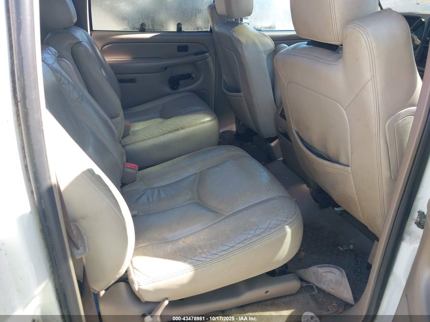 3GKEC16Z74G242119 2004 GMC YUKON photo no. 8