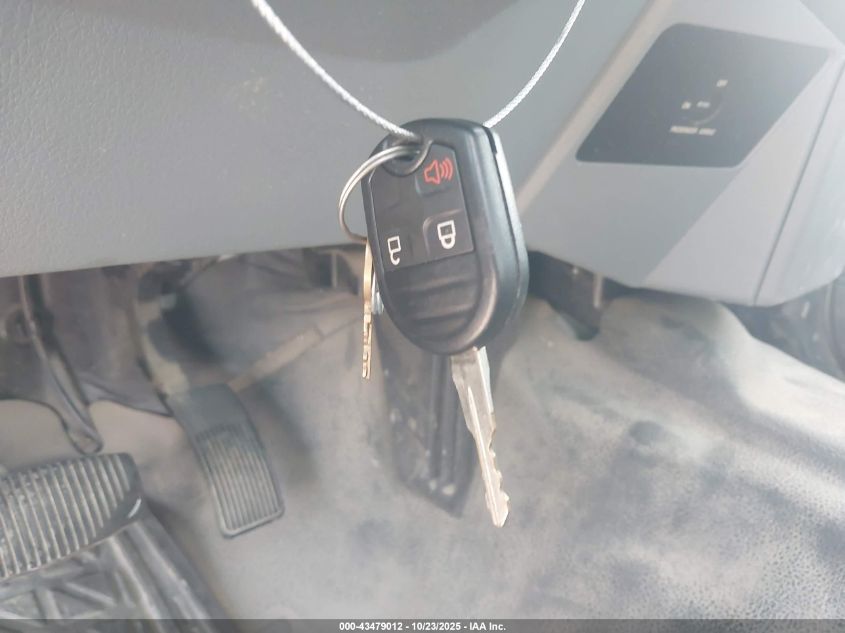 2015 Ford F-350 Chassis Xl VIN: 1FD8X3G6XFEB63756 Lot: 43479012