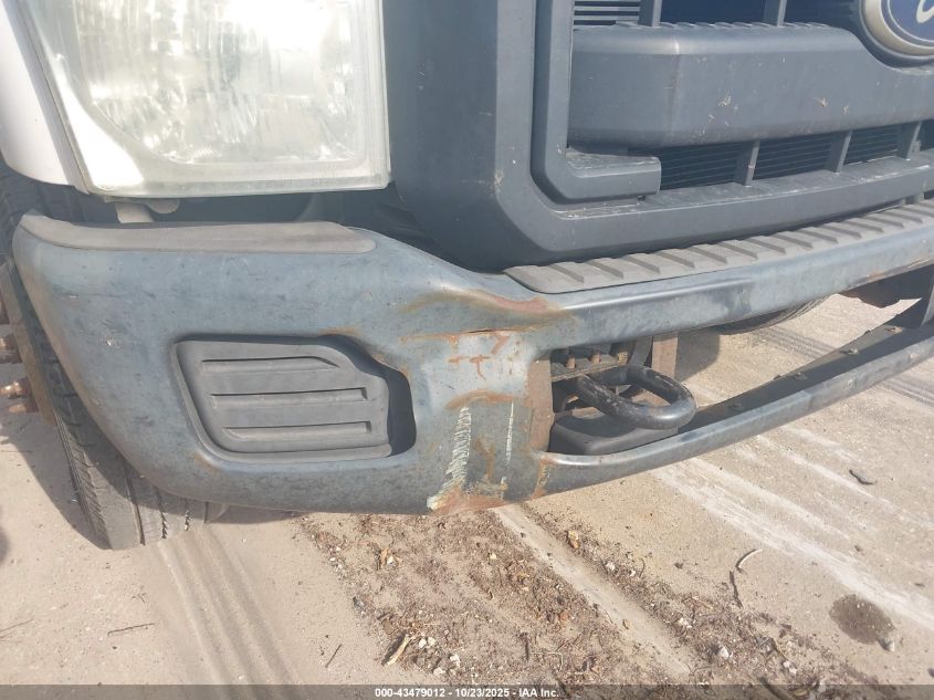 2015 Ford F-350 Chassis Xl VIN: 1FD8X3G6XFEB63756 Lot: 43479012