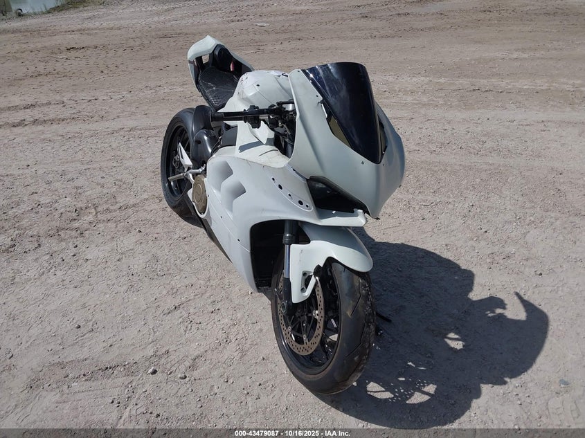 2022 Ducati Panigale V4S