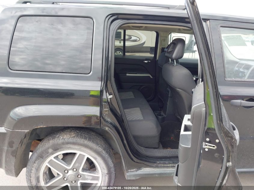 2008 Jeep Patriot Sport VIN: 1J8FT28W48D761102 Lot: 43479105