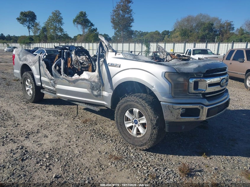 FORD F-150 XLT