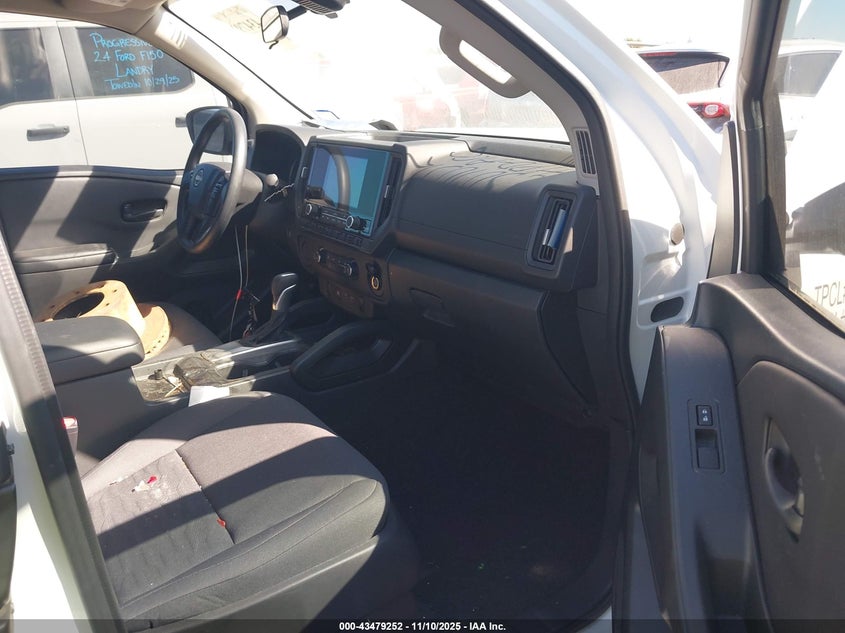 2025 Nissan Frontier King Cab S 4X2