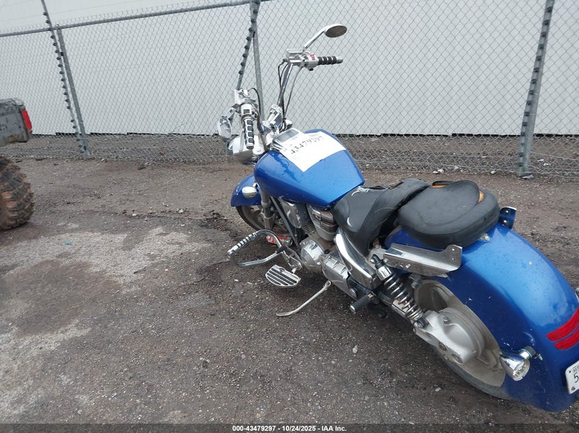 1HFSC46B37A500177 2007 HONDA VTX photo no. 3