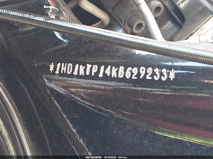 2019 HARLEY-DAVIDSON FLTRXS 1HD1KTP14KB629233