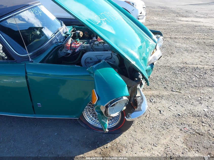 CC84582U0 1972 TRIUMPH TR6 photo no. 17