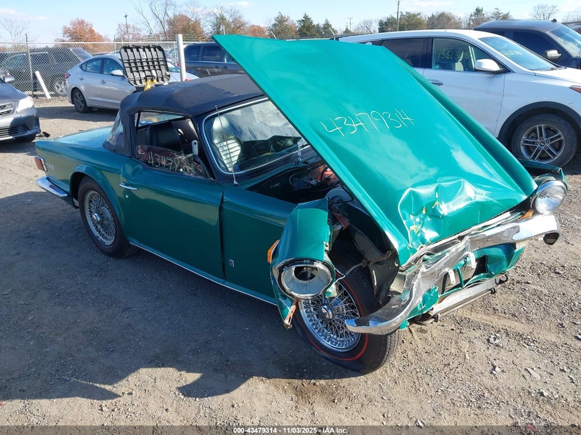 CC84582U0 TRIUMPH OTHER Photo 1