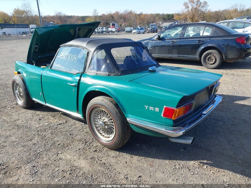 CC84582U0 1972 TRIUMPH TR6 photo no. 3