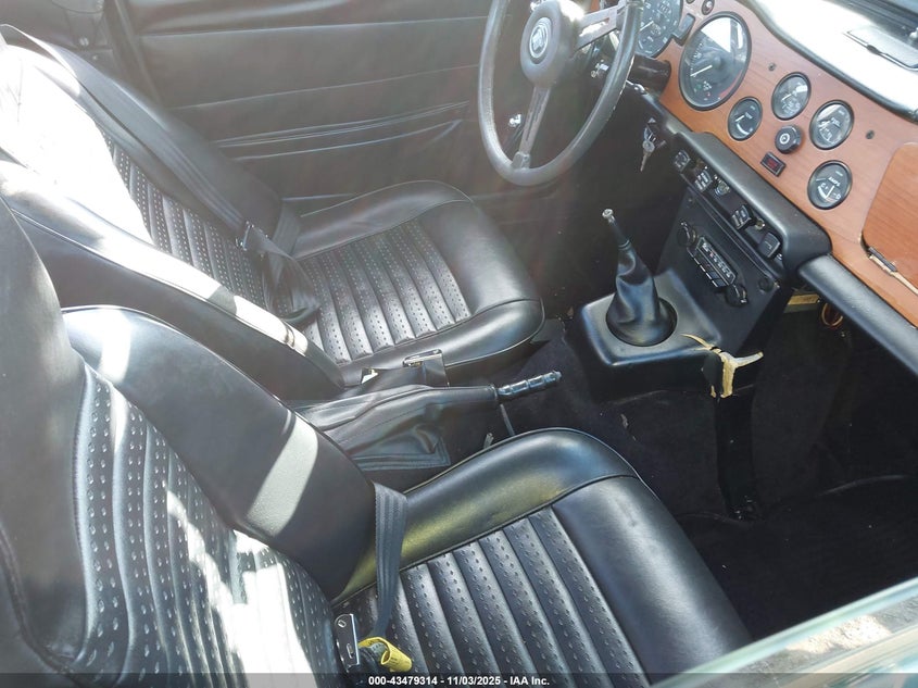 CC84582U0 1972 TRIUMPH TR6 photo no. 5