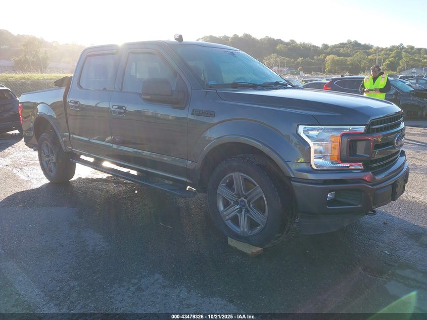 FORD F-150 XLT