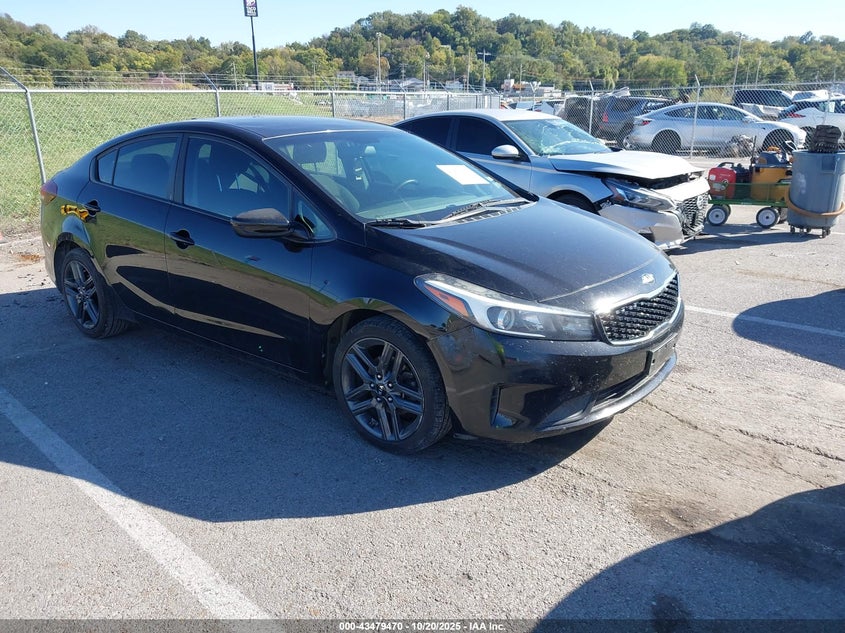 2017 KIA FORTE LX - 3KPFK4A75HE072855