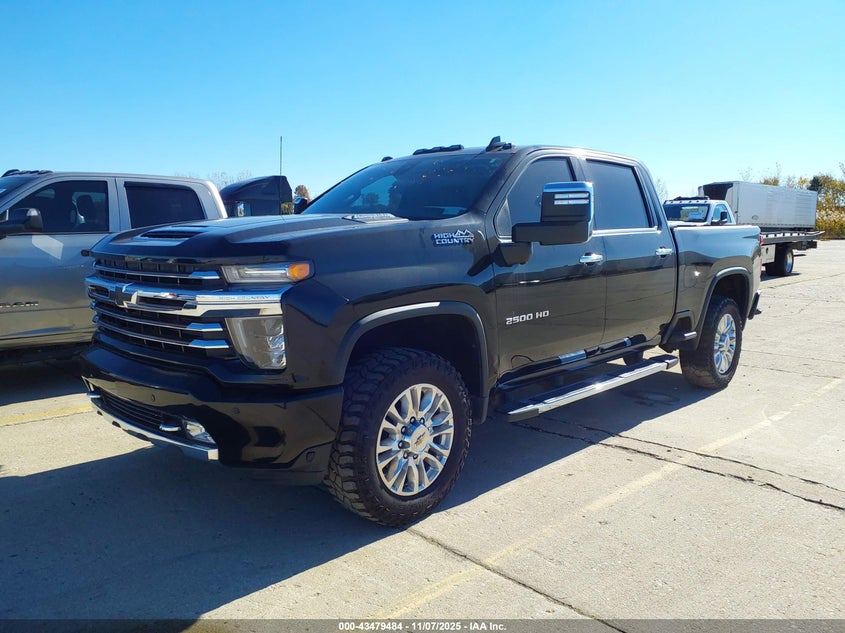 1GC4YVEY4NF150929 2022 CHEVROLET SILVERADO photo no. 2