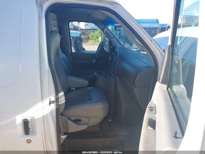 1FTSS34S75HA68692 2005 FORD ECONOLINE photo no. 6