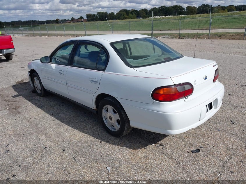 1G1ND52J52M556824 2002 CHEVROLET MALIBU photo no. 3
