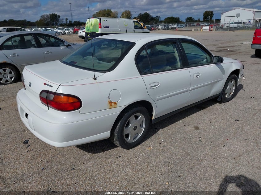 1G1ND52J52M556824 2002 CHEVROLET MALIBU photo no. 4