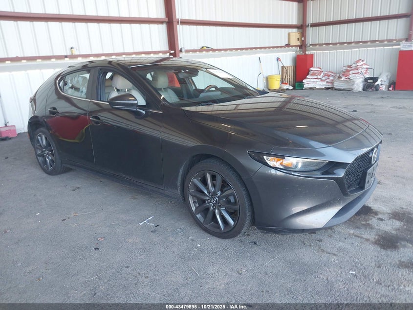 2019 MAZDA MAZDA3 - JM1BPBJMXK1131015