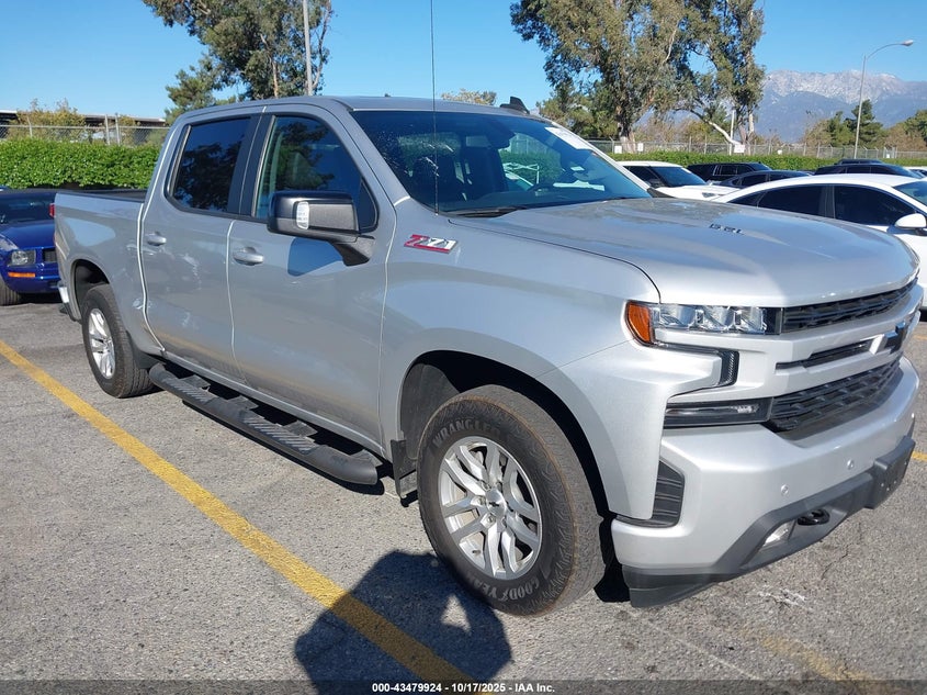 CHEVROLET SILVERADO 1500 4WD SHORT BED RST