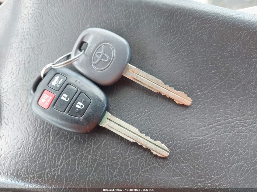 2017 Toyota Camry Se VIN: 4T1BF1FK8HU737887 Lot: 43479947