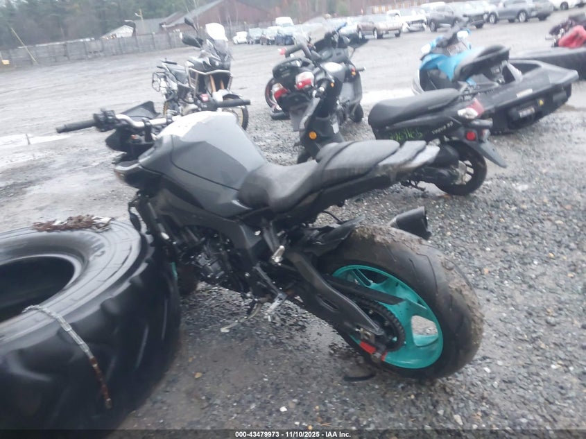 JYARN79E6PA000696 2023 YAMAHA MT photo no. 3