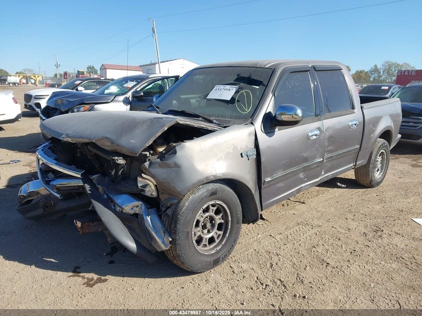1FTRW07653KA96183 2003 FORD F-150 photo no. 2
