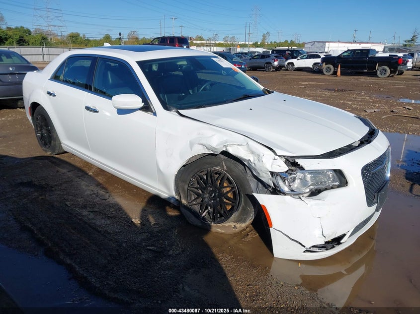 2015 CHRYSLER 300 LIMITED - 2C3CCAAG0FH828726