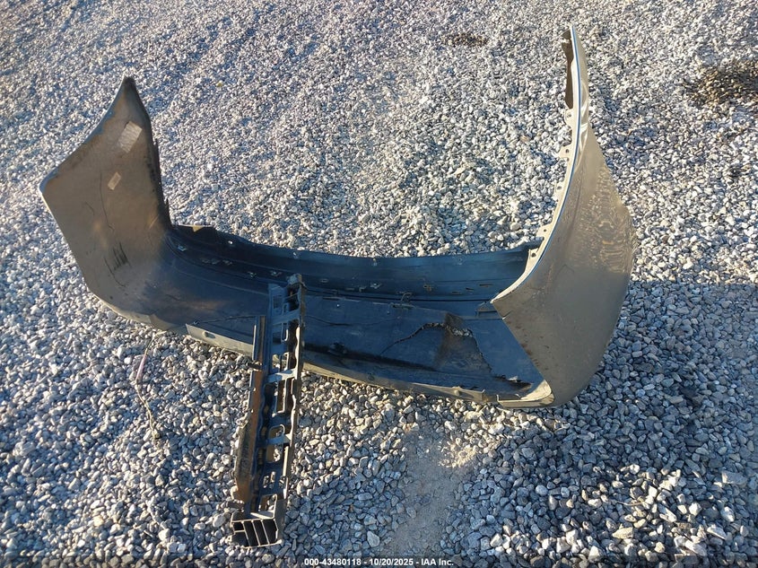 2006 Chrysler 300C VIN: 2C3KA63H16H194668 Lot: 43480118