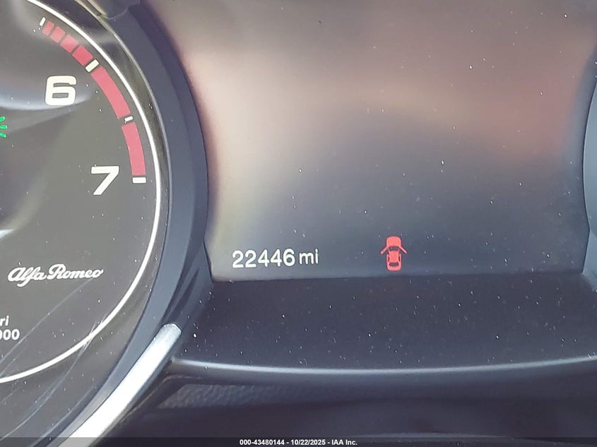 2022 Alfa Romeo Giulia Veloce Ti Rwd VIN: ZARFAMBN0N7665492 Lot: 43480144