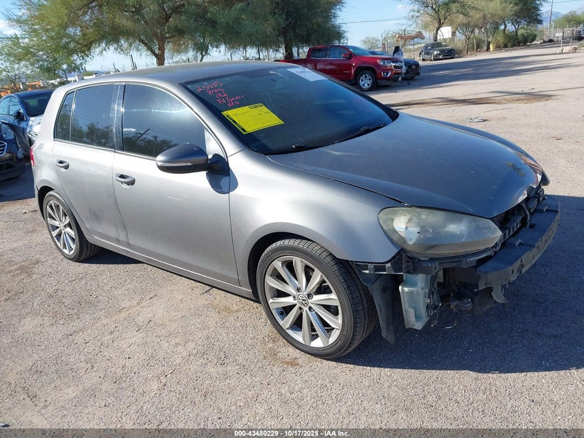 VOLKSWAGEN GOLF TDI 4-DOOR