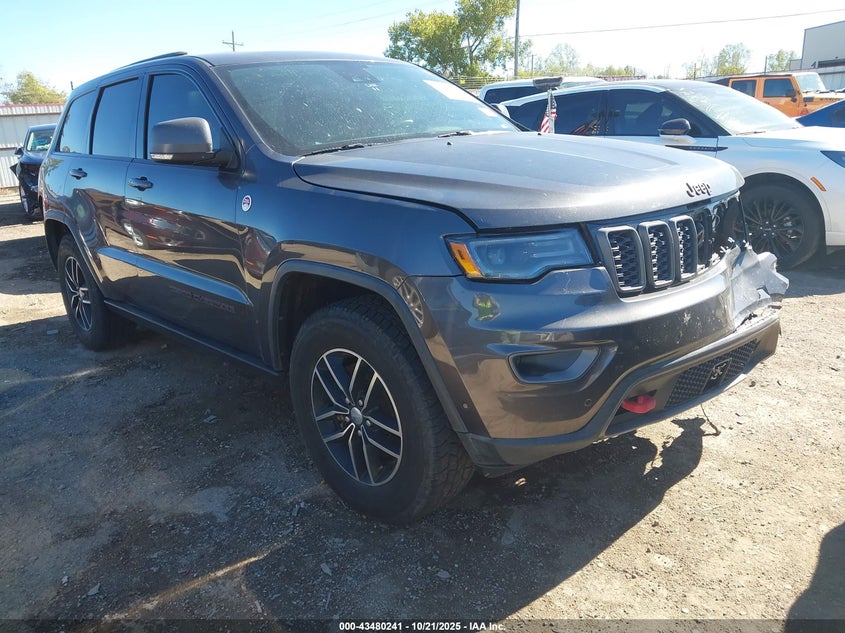 2017 JEEP GRAND CHEROKEE TRAILHAWK 4X4 - 1C4RJFLT3HC612992