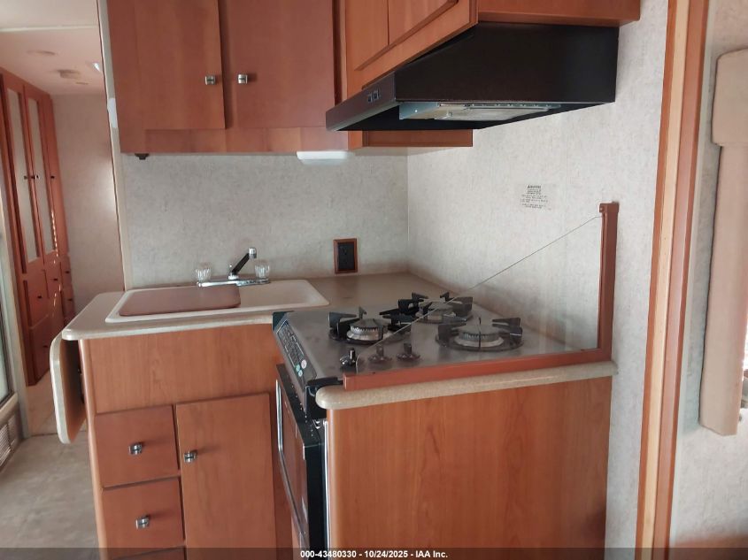 2006 Ford E-450 Cutaway VIN: 1FDXE45S86DB15380 Lot: 43480330