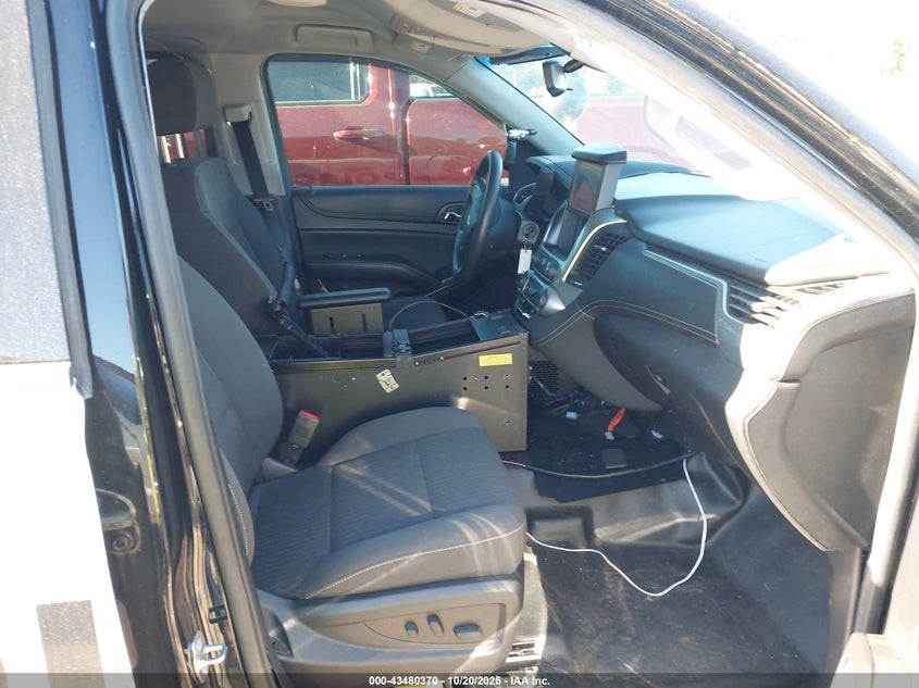 2018 CHEVROLET TAHOE COMMERCIAL FLEET 1GNSKDEC2JR201058