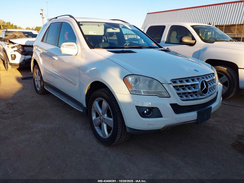 MERCEDES-BENZ M-CLASS 4MATIC