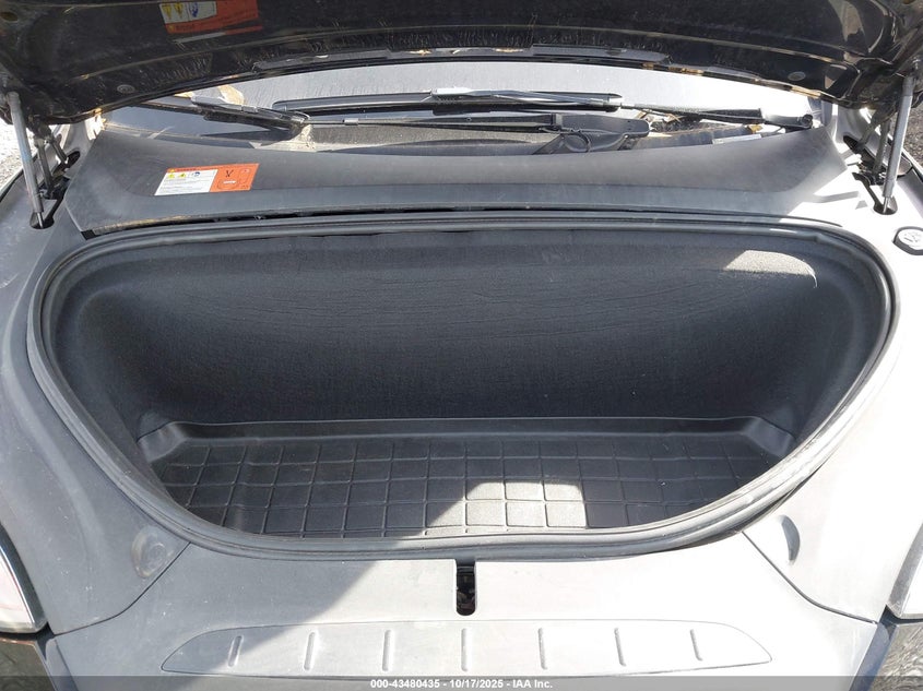 2020 Tesla Model X Long Range Dual Motor All-Wheel Drive/Long Range Plus Dual Motor All-Wheel Drive VIN: 5YJXCBE28LF244786 Lot: 43480435