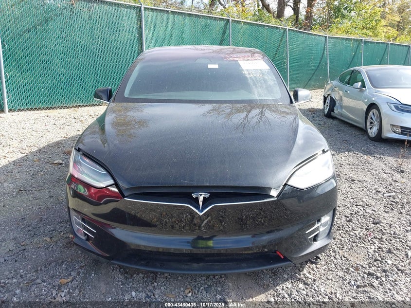 2020 Tesla Model X Long Range Dual Motor All-Wheel Drive/Long Range Plus Dual Motor All-Wheel Drive VIN: 5YJXCBE28LF244786 Lot: 43480435