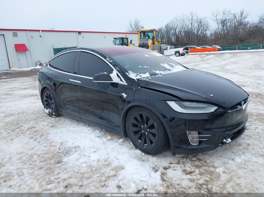 Vin: 5yjxcbe28lf244786, lot: 43975378, tesla model x long range dual motor all-wheel drive/long range plus dual motor all-wheel drive 2020 img_1