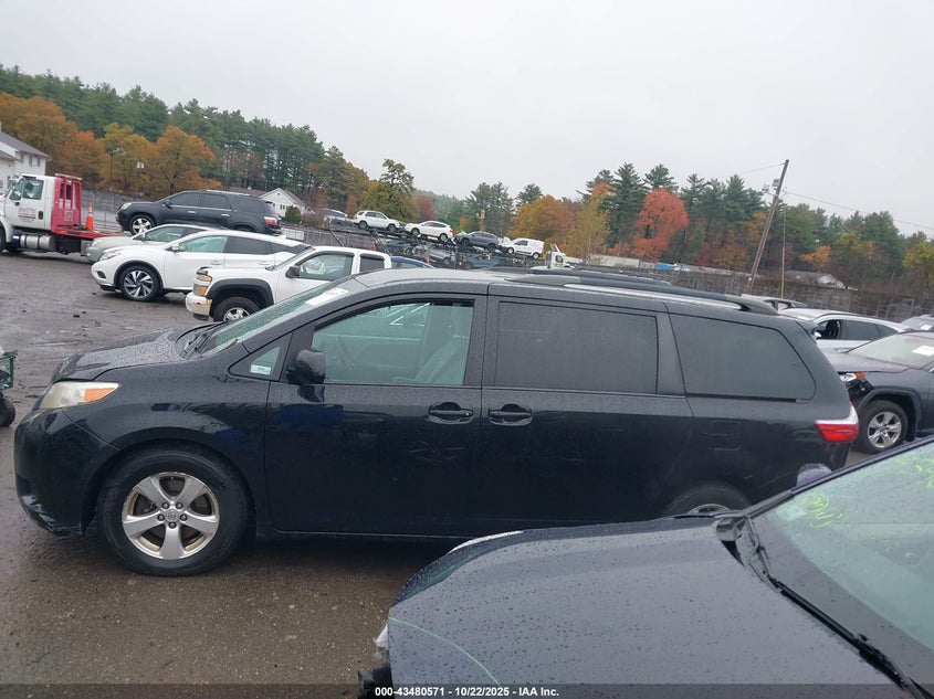 2016 TOYOTA SIENNA LE 8 PASSENGER 5TDKK3DC0GS758064