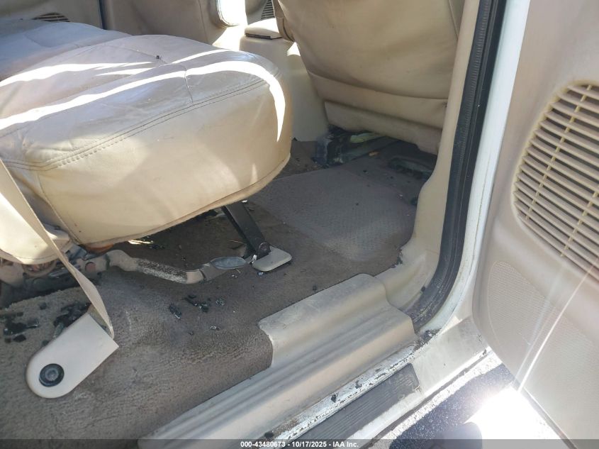 2001 Ford F-150 Harley-Davidson Edition/King Ranch Edition/Lariat/Xlt VIN: 1FTRW07W11KE90227 Lot: 43480673