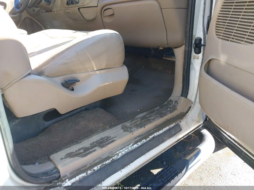 2001 Ford F-150 Harley-Davidson Edition/King Ranch Edition/Lariat/Xlt VIN: 1FTRW07W11KE90227 Lot: 43480673