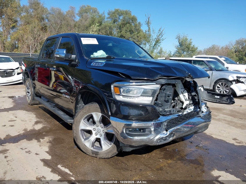 RAM 1500 LARAMIE 4X4 5 7 BOX